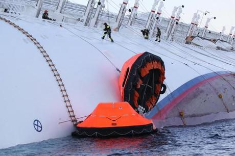 Costa Concordia : Ho fatto un guaio! La telefonata tra Schettino e Ferrarini