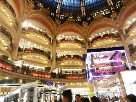 Promenade in Paris!