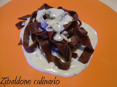 Tagliatelle al cacao e Blue Stilton