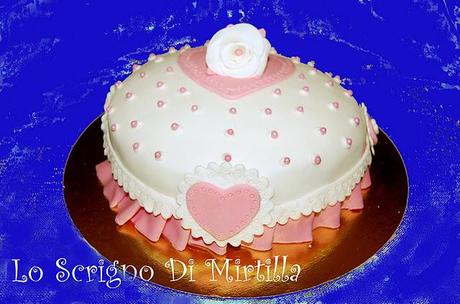 Torta rosa e pizzo per Cristinia