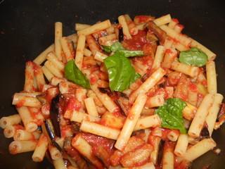 Pasta alla norma e melanzane a funghetti