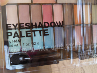 Prime impressioni - H&M;: Eyeshadow Palette 32 colori