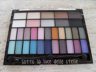 Prime impressioni - H&M;: Eyeshadow Palette 32 colori