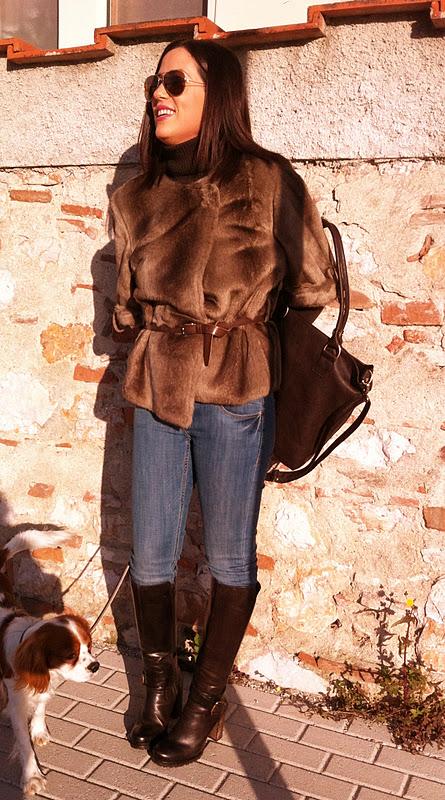 UN CALDO AMORE: PINKO FUR - OUTFIT