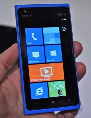 Nokia Lumia 900 : Il migliore Windows Phone di Nokia in arrivo in UK