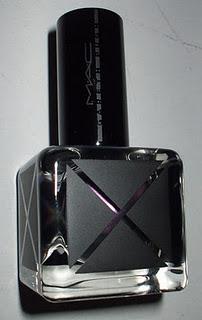 MAC Gareth Pugh: Ascension nail laquer