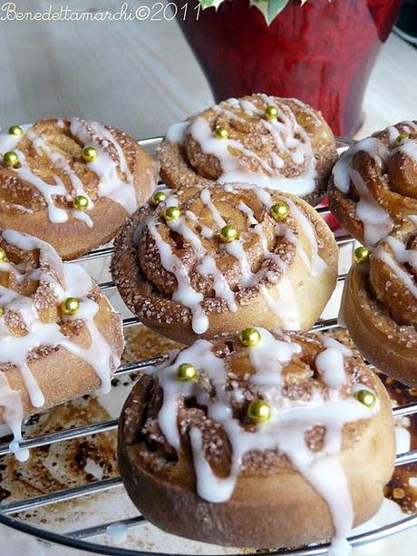 Il mio dolce di Natale: Cinnamon Roll alle 4 spezie in un abbraccio