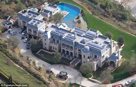 Take A Look at Gisele Bundchen $20 Million Mansion
