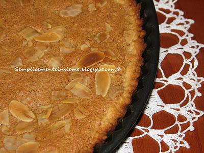 Crostata con meringa alle mandorle