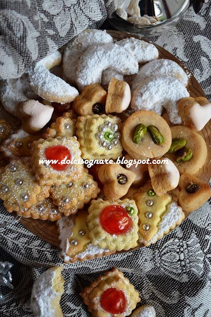 Dolcetti per il thè (o il caffè) di Natale ed un'iniziativa importante!