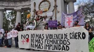 Violenza sulle donne: il silenzio delle innocenti