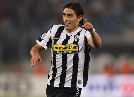 Calciomercato Juventus: le prime parole di Caceres. E Krasic? Attenzione Cissokho!