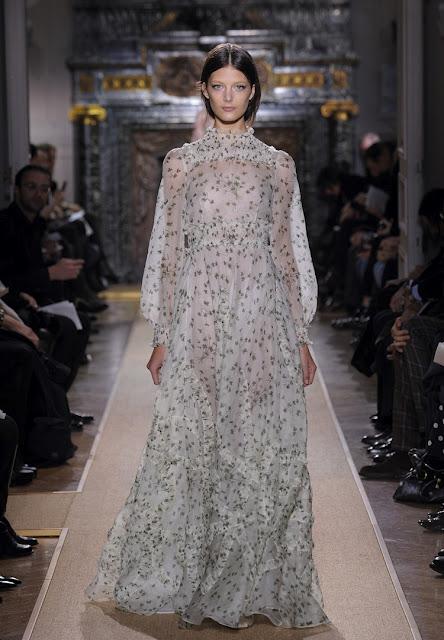 VALENTINO / HAUTE COUTURE / SS2012 / PURE BEAUTY + 700