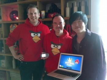 Angry Birds: ora si può giocare su Facebook