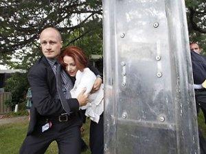 Australia: la premier Gillard attaccata da manifestanti