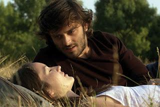 Anche in Francia i giovani non trovano lavoro.. Anche in Francia i giovani non trovano lavoro..