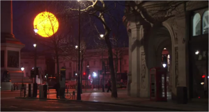 Il sole finto di Tropicana illumina a giorno Londra