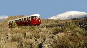 CicloTurismo Sicilia: in Treno e Bici sulla Circumetnea