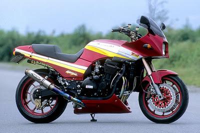 Kawasaki GPZ 900 R by Nakagawa