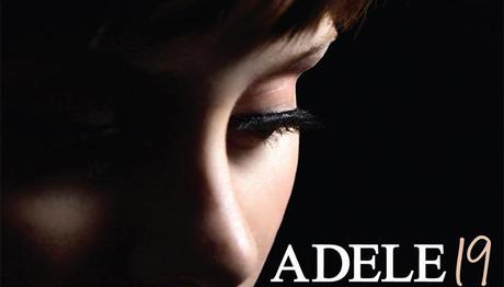 Adele-scala-le-classifiche-delle-celebrita'-su-Facebook