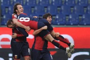 TABELLINO GENOA-NAPOLI 3-2, IN RETE CAVANI E LAVEZZI MA NON BASTA