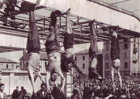 La Petacci, la donna di Benito Mussolini, santificata con una foto alla memoria. Insorge l’Associazione Nazionale Partigiani d’Italia