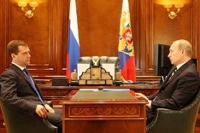 “Medvedev non ci sostiene”, malumori nello staff di Putin