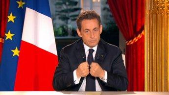 Sarkozy annuncia in tv che si ricandiderà. E che applicherà la Tobin tax. In Italia inizia alla Camera l'esame di tre disegni di legge in materia