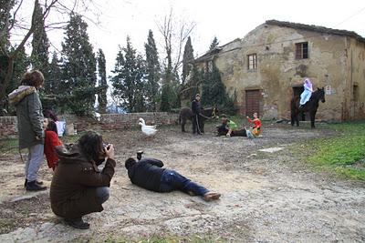 il backstage del set del carnevale fotografico