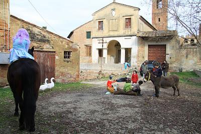 il backstage del set del carnevale fotografico