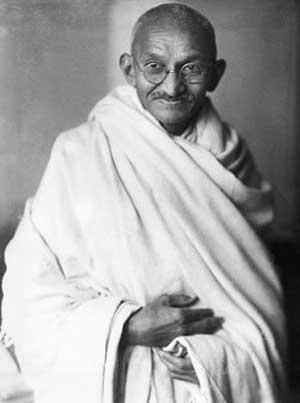 Mahatma Gandhi e la non violenza. Vita, battaglie e parole della “grande anima”