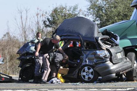 Spaventoso maxitamponamento in Florida: 11 morti. L'incidente causato da un incendio di sterpaglie che ha azzerato la visibilità sulla Interstate 75