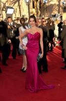 sofia vergara -marchesa (scarpe casadei, clutch thale blanc, gioielli lorraine schwartz)