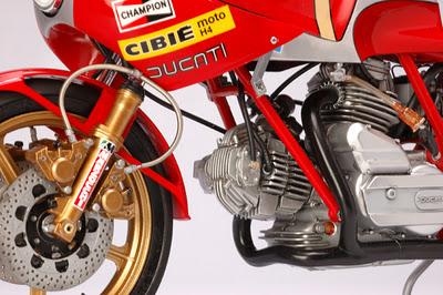 Ducati 900 NCR Racer by Utage Factory House (Tamiya)
