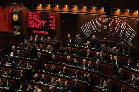 Senato I Manager pubblici avranno un tetto al loro stipendio