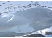 Russia appaiono blocchi ghiaccio inusuali, opera degli alieni?