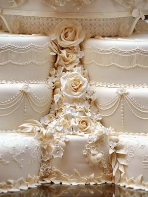 WILLIAM E KATE'S WEDDING CAKE