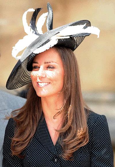 Kate Middleton e i suoi mille copricapi!