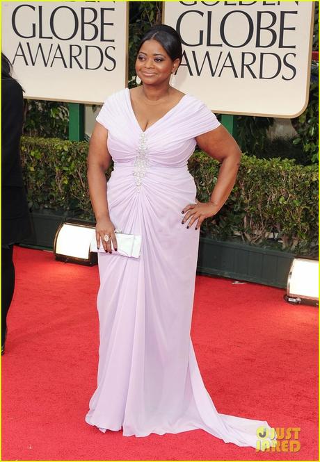 octavia spencer 2012 golden globes red carpet 01