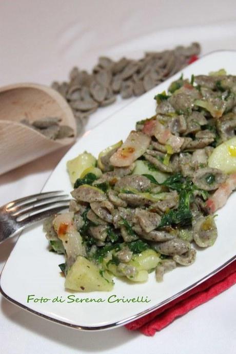 GNOCCHETTI DI GRANO SARACENO CON CIME DI RAPA, PANCETTA E PATATA di Dolcipensieri