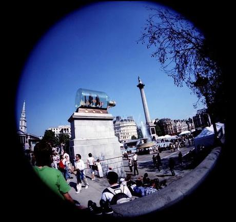 Vietato fotografare Trafalgar Square. Le nuove proibizioni del sindaco di Londra