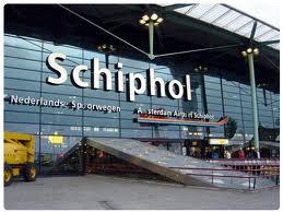 L'aeroporto di Schipol, un tratto al di là del mondo