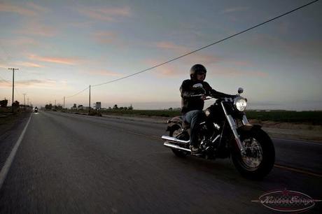 Harley-Davidson Softail Slim: una moto essenziale che incarna lo spirito delle autentiche custom old school