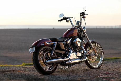 Harley-Davidson Seventy Two: un tributo all'essenzialità