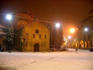 BOLOGNA, TRA NEVE E POESIA...