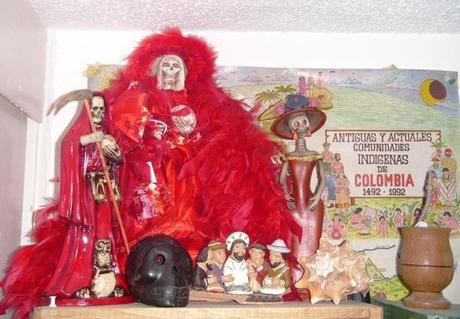 Santa muerte, nel Messico dei narcos la morte diventa santa