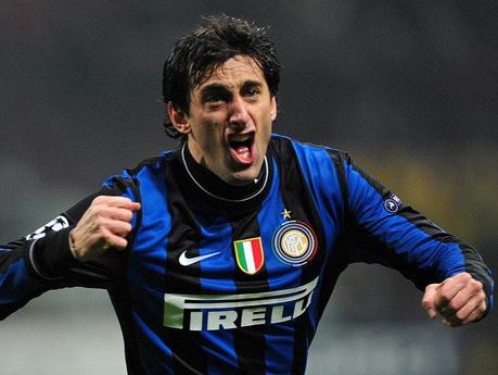 Alberto Milito Diego Inter Milan Champions Le 24239191 Campionato: Seconda giornata. I top e i flop 