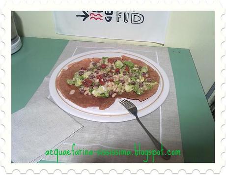 ...sfoglia di pane carasau croccante con cannellini e salame...