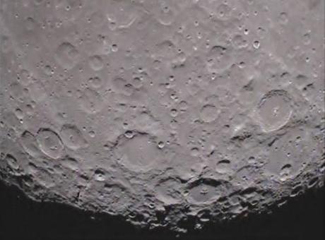 Le prime immagini della Luna dalle sonde GRAIL