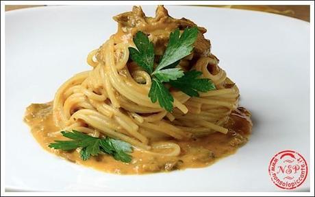 Spaghetti zucca gialla, funghi e taleggio